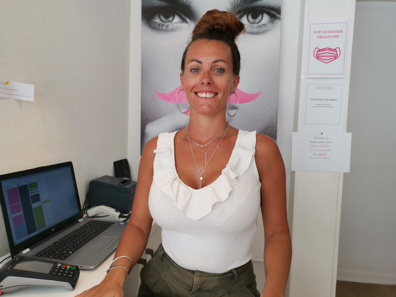 Stéphanie, Esthéticienne à Nice, cliente Agenza