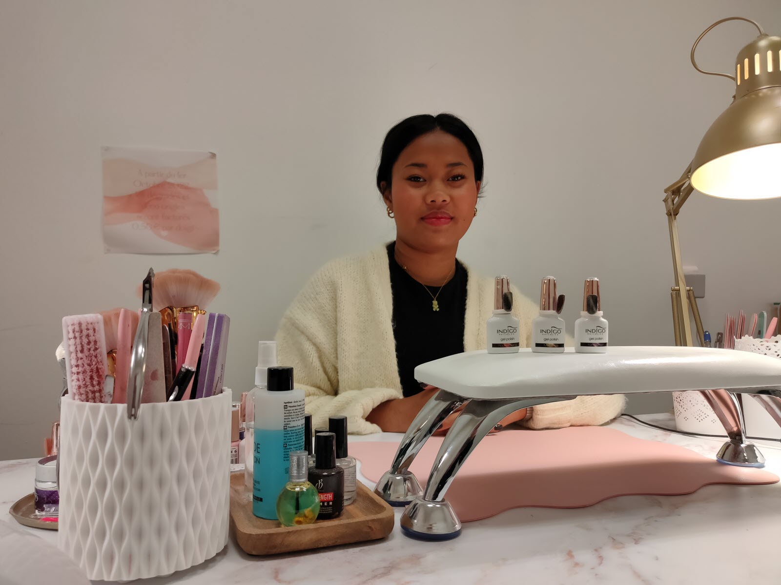 Maé, Prothésiste ongulaire à Saint-Dié, cliente Agenza